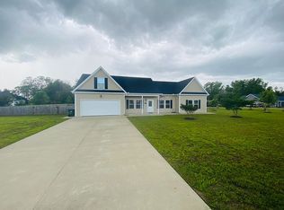 103 Brady Loop Ct, Maple, NC 27956