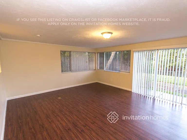 108 NW 45th Ave — Photo 17