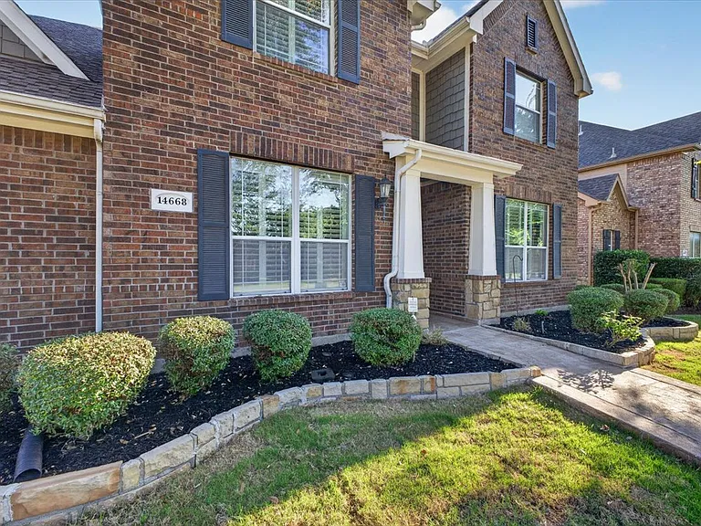 14668 Blakehill Dr — Photo 82