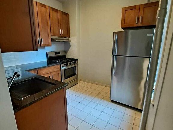 2nd image of 39-31 24th St #15