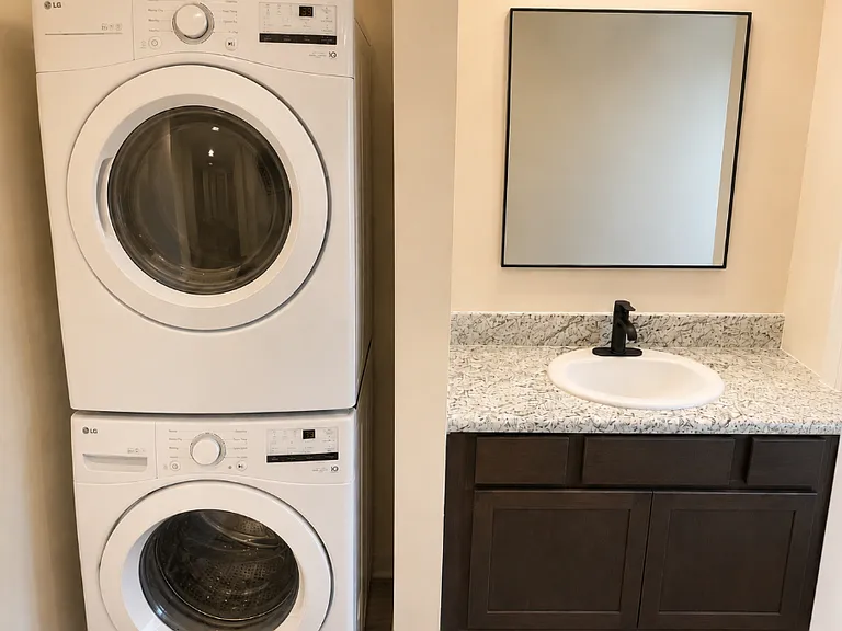 205 Klein St #2 — Photo 6