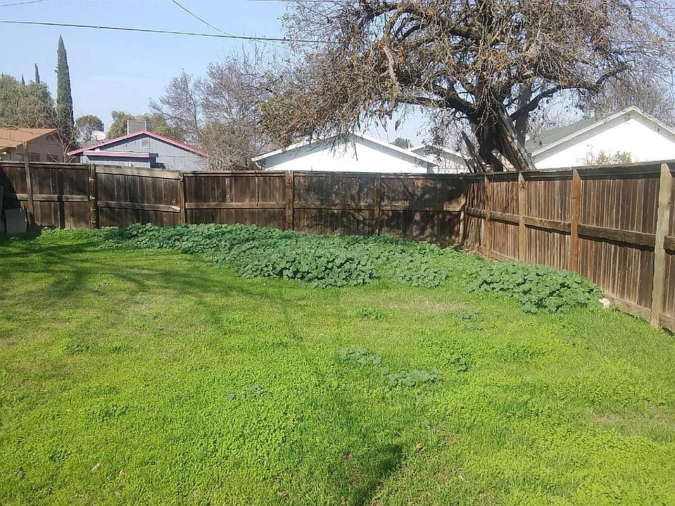 2nd image of 1925 E Sonora St