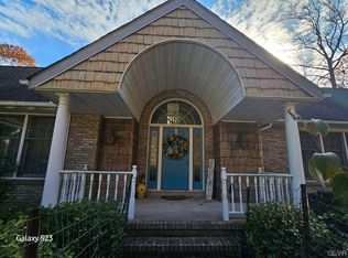 2801 Valley View Dr, Bangor, PA 18013