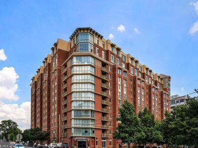 1000 New Jersey Ave SE APT 1105, Washington, DC, 20003