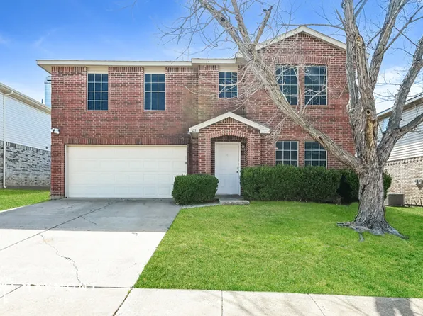 525 Linacre Dr, Crowley, TX 76036