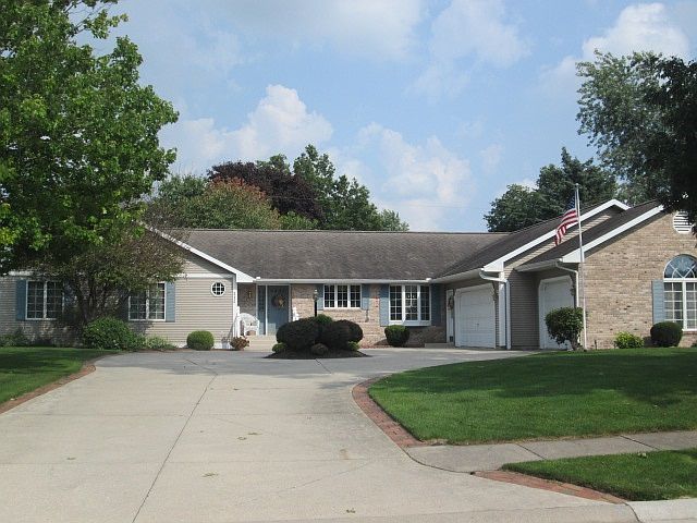 1st image of 314 Park West Dr