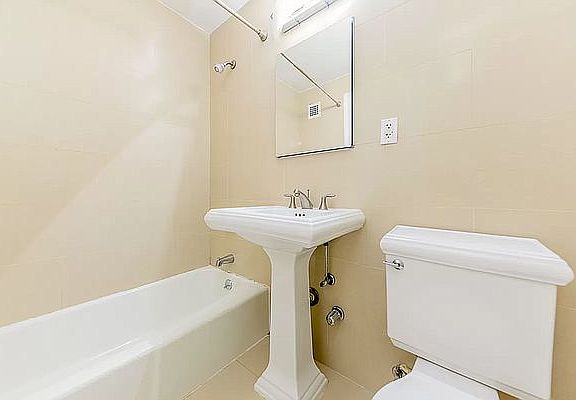 5th image of 160 W 97th St APT 4E