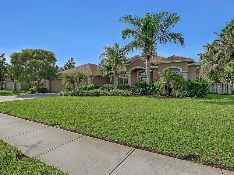 811 Spanish Cay Dr — Photo 29