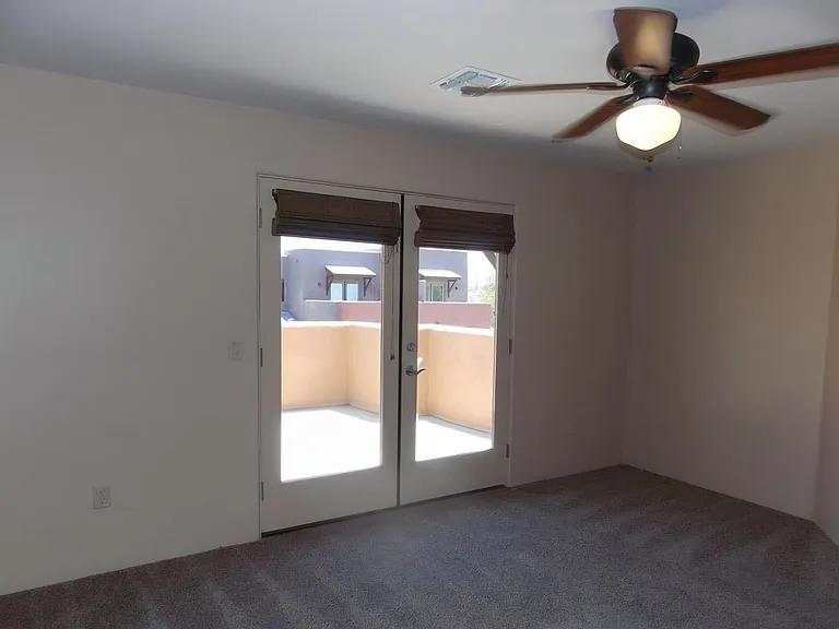 3135 N Olsen Ave — Photo 20