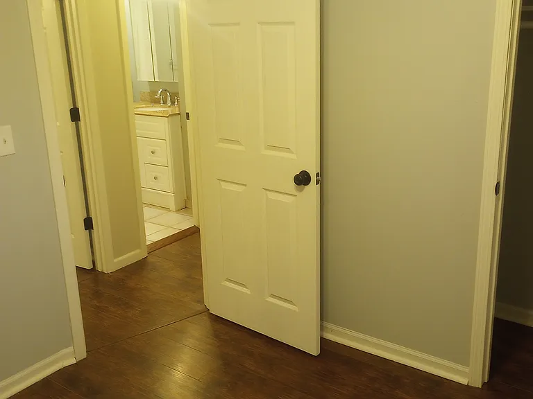 238 Downey Dr — Photo 22