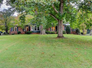 10017 El Pinar Dr, Knoxville, TN 37922