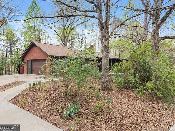 2nd image of 353 Riverwood Rd
