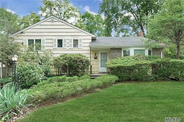 1st image of 3 Hill Ct
