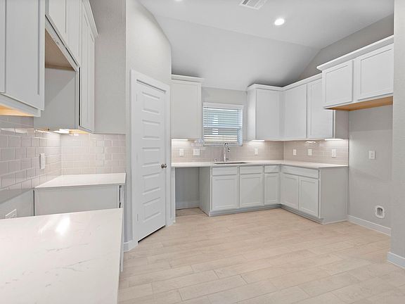 3rd image of 6526 Old Cypress Landing Ln