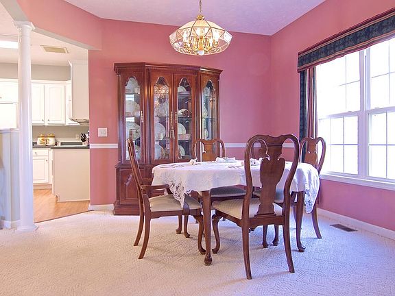 3rd image of 126 Pinesage Dr