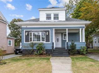 126 Roger Williams Ave, Providence, RI 02907