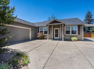 171 N Maple Ln, Sisters, OR 97759