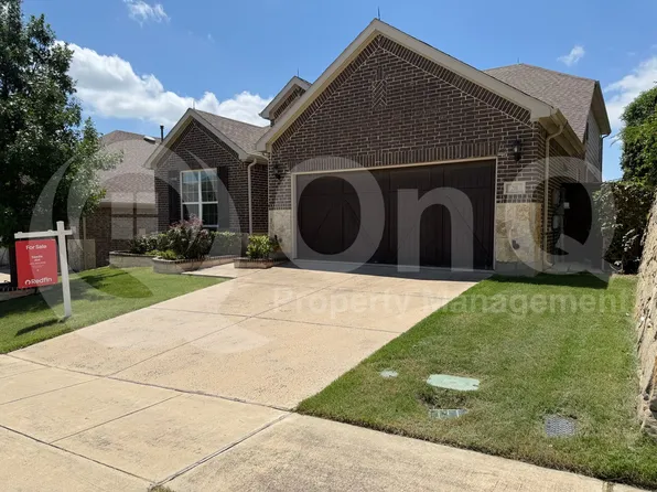 211 Copper Canyon Dr, Lewisville, TX 75067