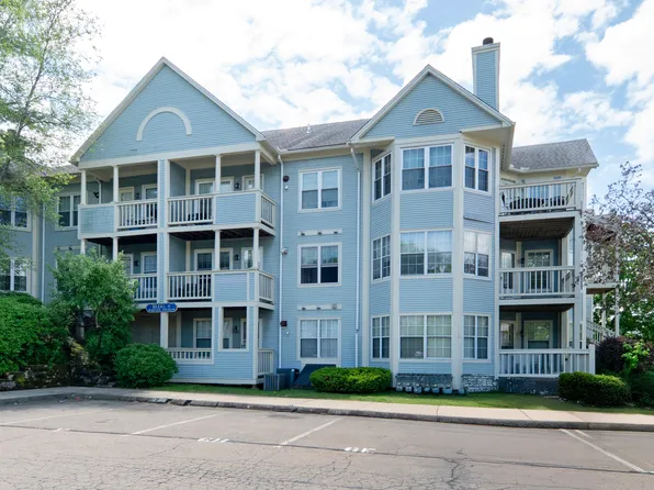 75 Redwood Drive #609, East Haven, CT 06513
