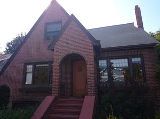 6223 31st Ave NE, Seattle, WA 98115