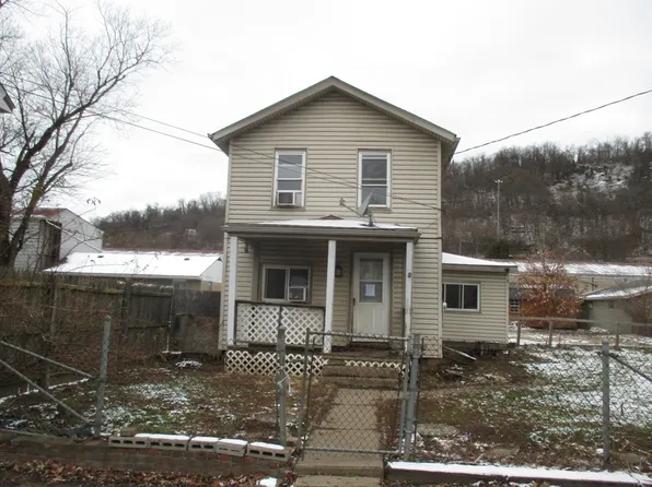 512 1st St, West Elizabeth, PA 15088