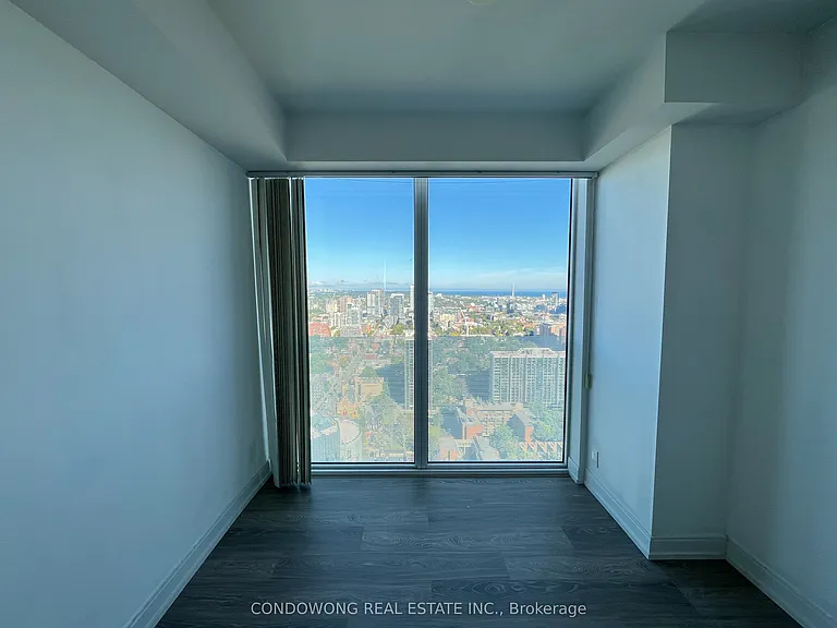 181 Dundas St E #3905 — Photo 8