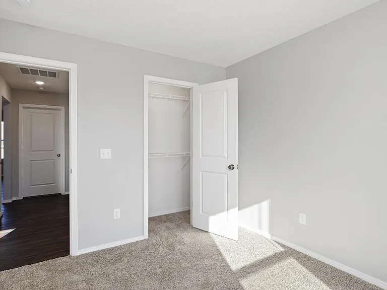 1105 Abbey St — Photo 16