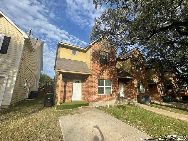 4109 Saint Charles Bay — Photo 1