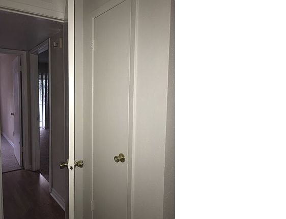 5th image of 5625 Antoine Dr #1108