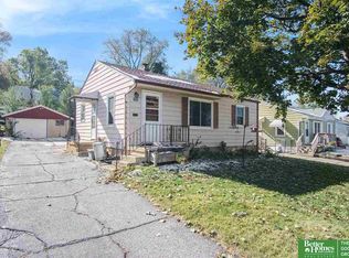 4121 Drexel St, Omaha, NE 68107