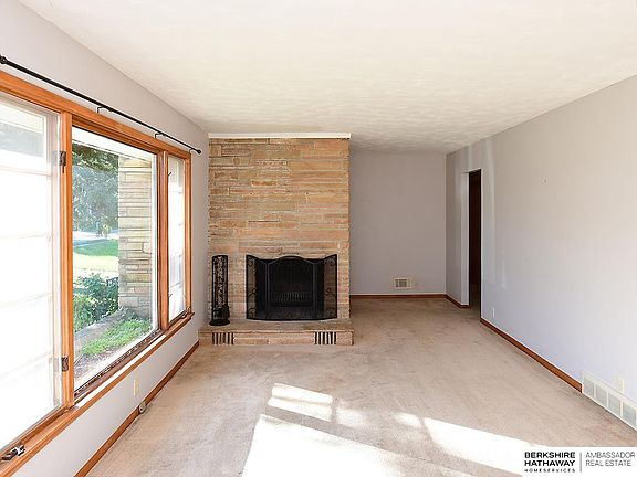 4th image of 5522 N 78th St