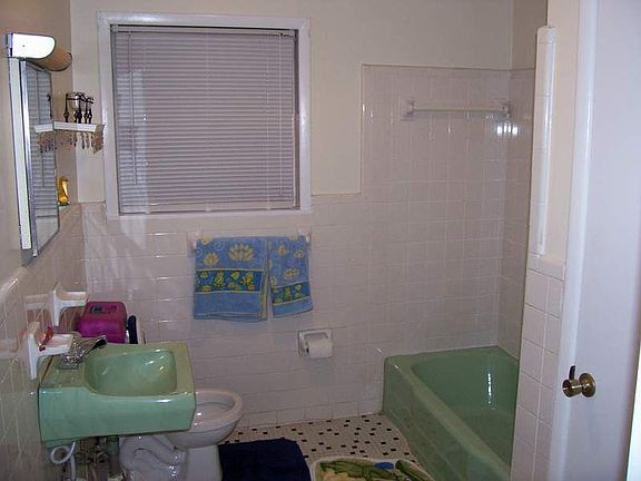 main bathroon