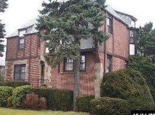 365 Penn St, Long Beach, NY 11561