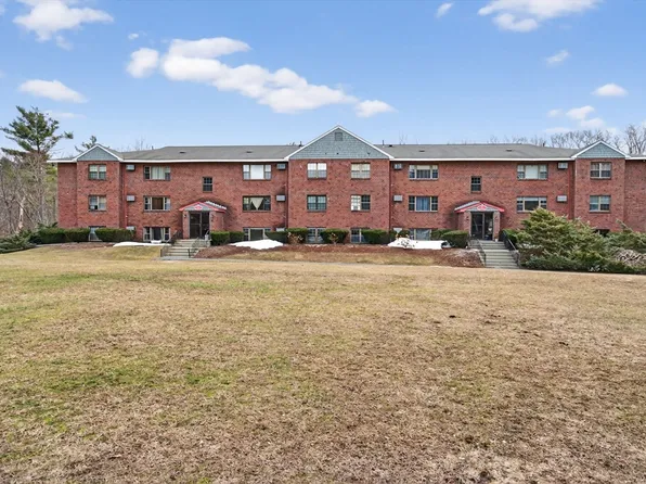 58 Spencer Rd APT 32K, Boxboro, MA 01719