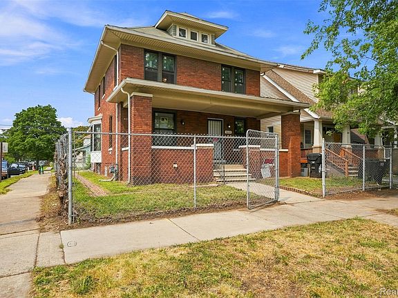 2nd image of 1601 Lawndale St
