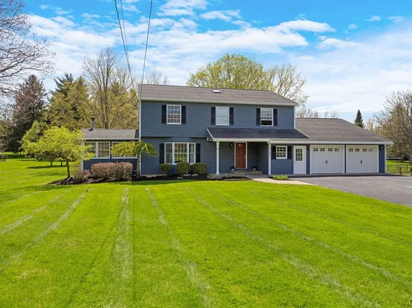 4525 Limestone Dr, Manlius, NY 13104