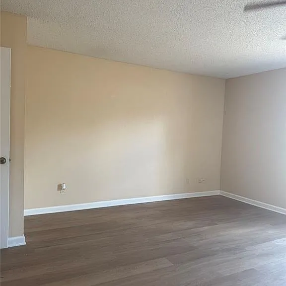3730 Old Flowery Branch Rd — Photo 2