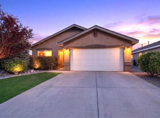 8056 Tuscarora Rd NW, Albuquerque, NM 87114