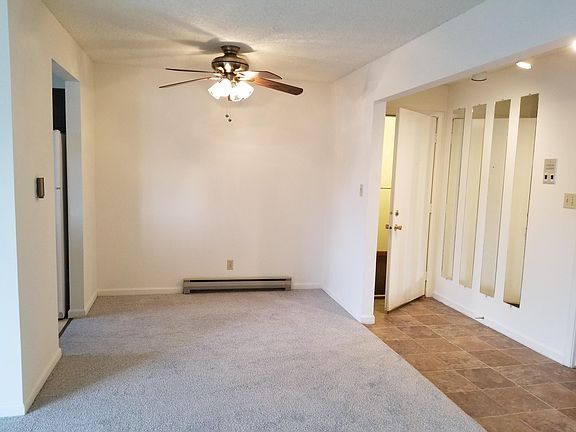 entry way and dining area