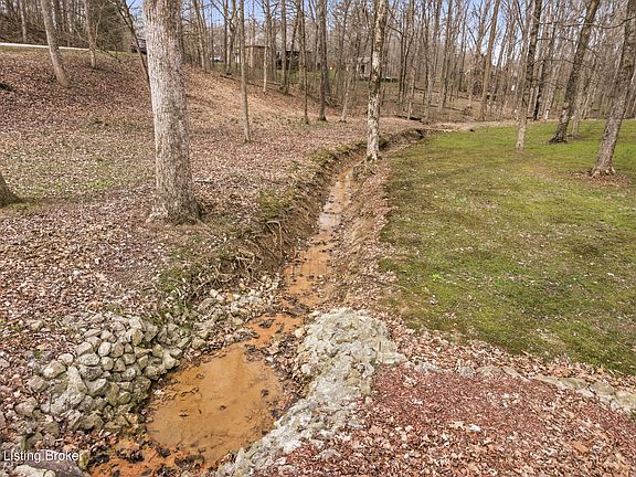 5th image of 2073 Clear Creek Dr