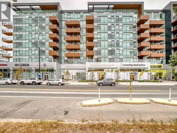 110 18a St NW #206, Calgary, AB T2N 2G9