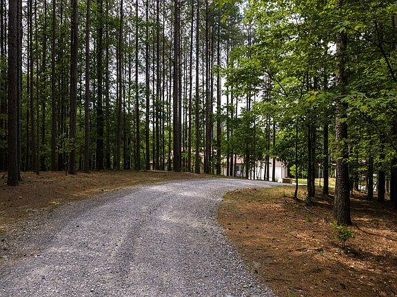 2nd image of 655 Thunder Ridge Dr