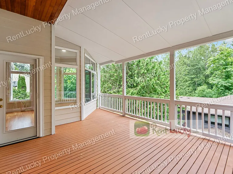 14691 NE 16th St — Photo 11