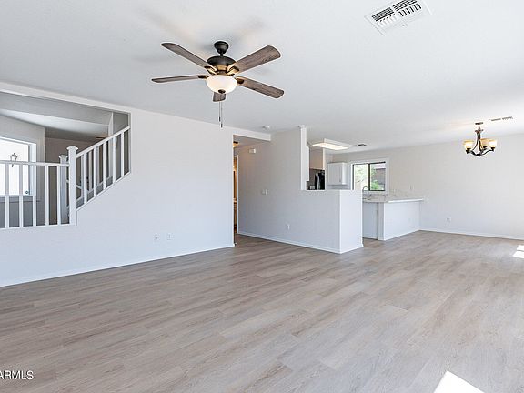 5th image of 5829 E EVERHART Lane