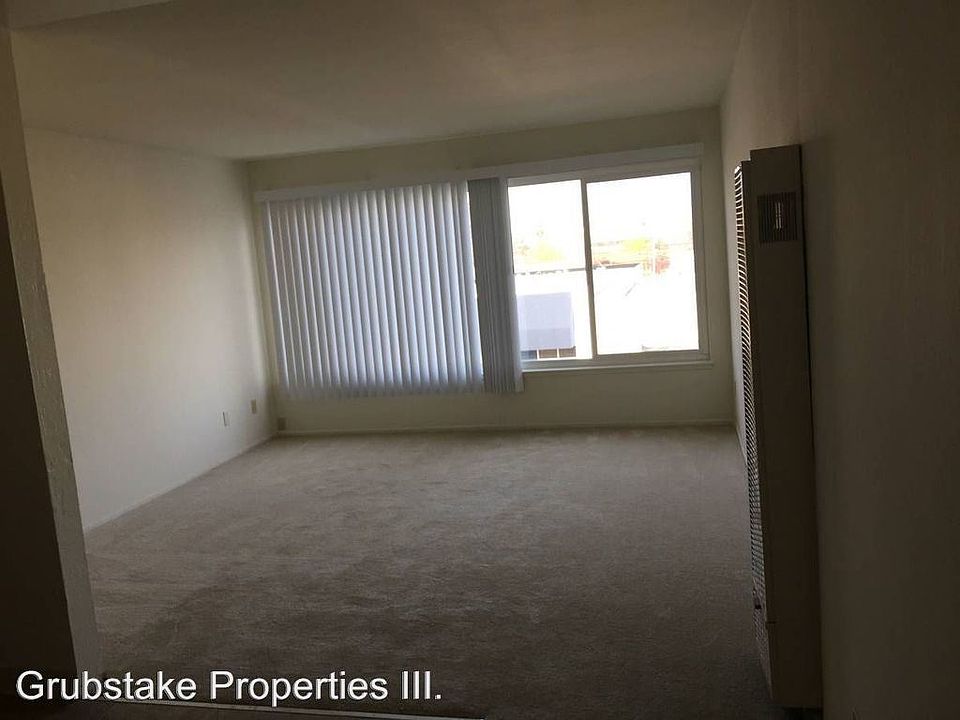 2nd image of 1707 Broadway St APT 5