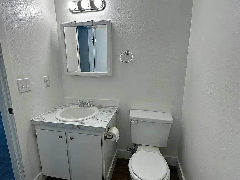 605 Andrew St #A — Photo 10