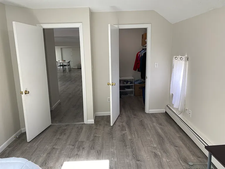 2 Hine Pl #4A — Photo 9