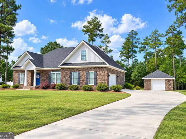 205 Youngblood Rd, Statesboro, GA 30461