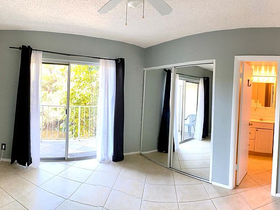 3rd image of 1407 NE 56th St APT 207