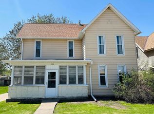 504 Broad St, Sabula, IA 52070